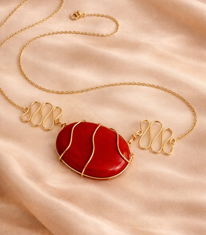 SCARLET VIBE